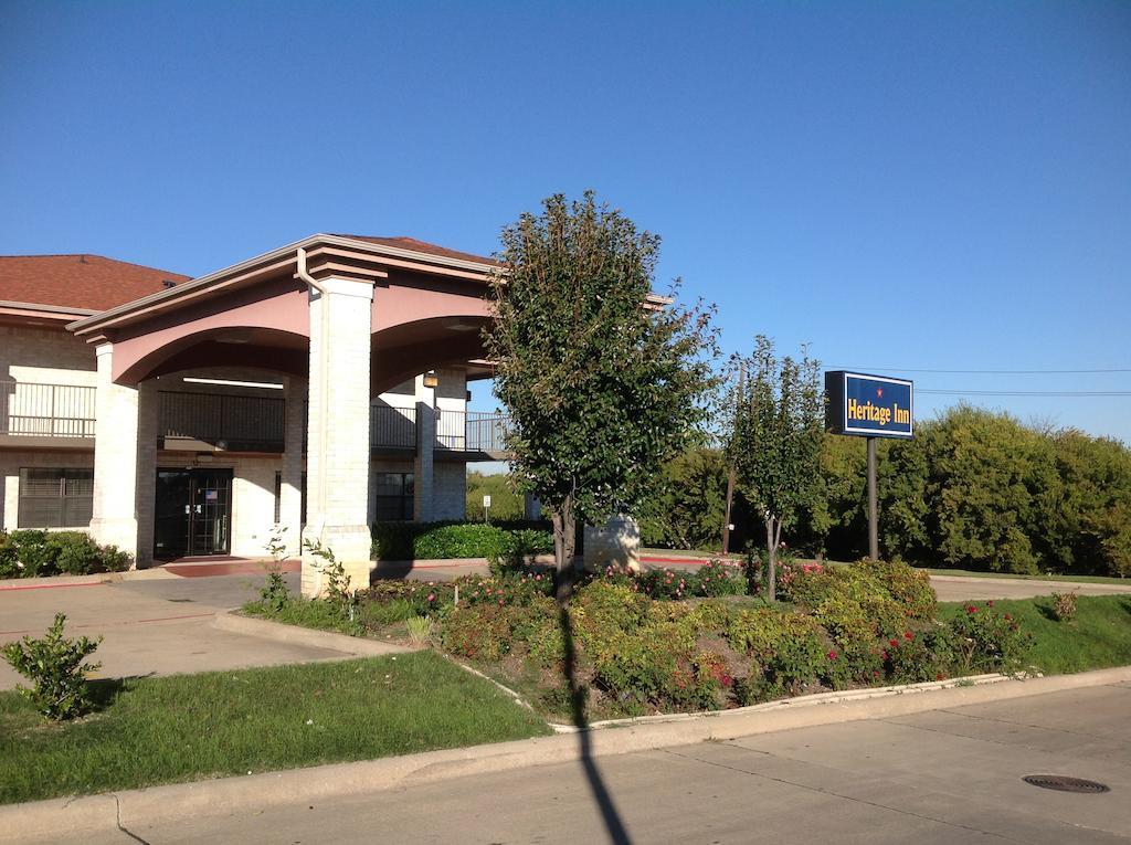 Heritage Motel *